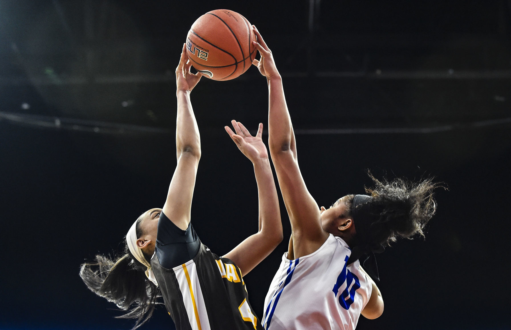 031519-mda-spt-missourihoops-22.jpg